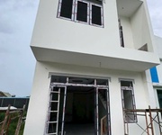 Nhà 2 tầng đang hoàn thiện ngay chợ Bà Tri