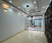 Nhà mới dân xây lô góc ngõ thông ô tô vào nhà đức giang 47m2  4 tầng 11 tỷ long biên.