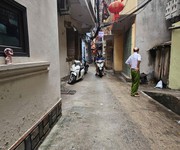 B.án nhà tại hoàng hoa thám - nhà dân xây - giá đầu tư   dân trí cao - ngõ rộng