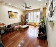 Nhà đẹp 50m 5 tầng phố bồ đề, long biên, hà nội