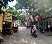 Siêu phẩm  mặt phố mai dịch,  nhà  2 - mặt phố kinh doanh mặt phố và mặt ngõ sau ba gác thông