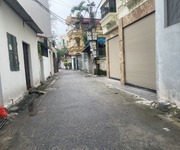 Cần bán 74m2 đất mặt ngõ 51 Giang Biên. Đường ô tô tránh, xung quanh bạt ngàn tiện ích
