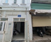 3 Chính chủ cần bán  Nhà 6PN An Phú Đông, Quận 12, DT 97m2, Cách QL1a 150m, giá TL