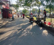 4 Nhà mt 1 tầng 128m2, vuông   an phú đông 9 q12
