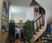 Bán nhà hoàng hoa thám 34m2. 3 tầng. mặt tiền 3.8m. giá 7.5 tỷ ba đình hà nội