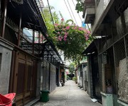 Nhà đường ông ích khiêm phường 14 quận 11.