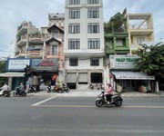 Mtkd khách sạn 8 tầng 32 phòng thu nhập ổn định