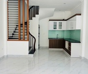 Nhà thụy phương   30m  x 5 tầng   gần chợ kẻ vẽ - ô tô đỗ cổng   chỉ 5,7 tỷ