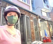Chdv đường đoàn văn bơ- thông ra xóm chiếu, nguyền tất thành qua q7 chưa đến 5 phút.
