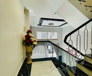Cần bán gấp căn nhà siêu đẹp 5 tâng, thiết kế hiện đại, ngay sát quận 7