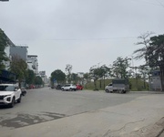 bán nhà ngọc thụy -long biên ô tô tránh   mặt tiền khủng 9.6m   thông công viên   sát tđc ngọc