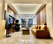 Nhà mới ở luôn ô tô vào nhà phố lâm hạ 45m2 x 7 tầng mặt tiền 3.8m, 16.8 tỷ long biên.