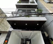 Nhà đẹp dân xây ô tô vào nhà phố nguyễn văn linh 45m2 x 6 tầng mặt tiền 3.6m,10.5 tỷ long biên.