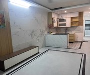 Chủ cần bán-nhà đẹp ở ngay-tặng nội thất-55M 4xTỶ-2 thoáng-60M ra mặt phố Lạc Trung