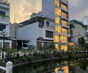 Bán nhà long biên,  8 tầng 55m2 view hồ