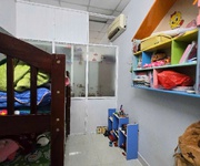1 Hẻm xe hơi   gần mt bùi thị xuân   2 tầng   đang thuê 11tr/th   chỉ 4.2