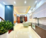 Nhà mới tinh tại nhốn - 5 tầng đẹp long lanh - ô tô đỗ cổng