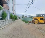 4 Đất 2 mh 137m2, tách thửa ok   an phú đông 9 q12