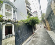 Ngọc thụy,long biên 20tỷ 120m nhà vườn dân xây,ngõ ô tô thông 7 chỗ