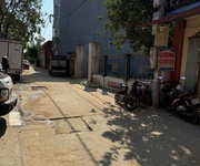 Tôi chính chủ cần bán nhà 4 tầng tại thôn thượng thôn, đông tiến, yên phong, bắc ninh