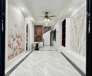 Phố trạm long biên - sát aeon mall - chỉ 6.9 tỷ