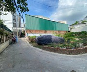 Duy nhất 1 lô   chưa đến 5 tỷ, oto vào đất trung tâm thạch bàn, xây 4 5t, gara, đầu tư đều đẹp, lh