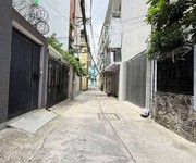 Nhà hxh đường đất thánh phường 6 quận tân bình .