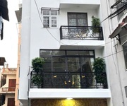 Đang bán nhà ngõ 521 trương định   ô tô vào nhà   45m  x 6 tầng   gần hồ đền lừ hơn 12 tỷ