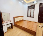 Nhà thụy khuê   43m  x 6 tầng thang máy   trung tâm, ngõ thông, đi đâu cũng tiện   cách hồ tây 3
