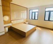 Cần bán 32m2 nhà dân xây, ngõ 83 Đường Phúc Lợi. Gần vườn hoa   trường học các cấp