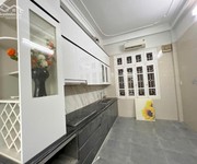 Bán nhà phân lô quận Long Biên. Ô tô vào nhà, cách phố cổ 10 phút. Giá 8 tỷ 2