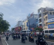 Bán nhà căn góc mặt tiền 5tầng ngay nguyễn biểu-trần hưng đạo 4,5x21 hđt.70tr/th