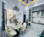 Nhà mới 4 tầng gần đh rmit   q7   mặt tiền khủng 9m