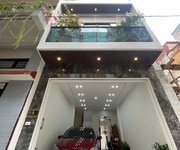 Bán nhà nguyễn văn cừ 37m 7 tầng thang máy, gara ô tô hơn 13 tỷ