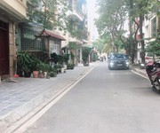 Bán Đất Ngõ 640 Phố Nguyễn Văn Cừ, Gia Thụy, 70m2, MT4.5m, Phân Lô, Kinh Doanh, Ô Tô