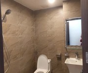 Ô tô đỗ cửa hồ tùng mậu cầu giấy s64m giá10 tỷ