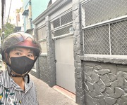 Bán nhà bề ngang bề thế - năm ngay trung tâm q4- thông ra xóm chiếu, tôn thất thuyêt, nguyễn tất