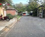Biệt thự sân vườn hiệp bình phước  200m   đường 10m  giá tốt 13.2 tỷ ql13 - đối diện vạn phúc  sổ