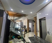 mặt tiền trương định, bán nhà 2 tầng, gần biển giá chỉ 7 tỷ 9x