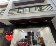 Bán Gấp Nhà Ngõ 24 Phố Ngọc Lâm, Long Biên, 45m2, 6 Tầng, Thang Máy, Gara Ô Tô, Full đồ