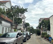 Bán biệt thự sân vườn 300m2 11.2x19m ngay sông   gara riêng   khu vip hiệp bình chánh   giá 25 tỷ.