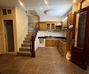 Bán nhà chợ khâm thiên 25/28m2. 5 tầng. mặt tiền 5.2m giá 5.98 tỷ đống đa hà nội