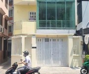 Nhà mt hòa hưng quận 10, 3 mặt thoáng chỉ nhỉnh 200tr/m2 quá tốt