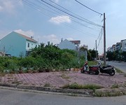 Lô góc đường số 6   300m    13.5 tỷ   p.7, q.8   ngang khủng 15m   khu biệt thự an ninh yên tĩnh