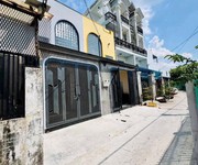 Nhà hẻm xe hơi thông, diện tích rộng, giá cực tốt  gần cao đẳng điện lực, trường học uỷ ban p an