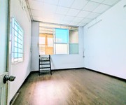 Lạc long quân, p10, tb   căn góc 2 tầng   đường 6m   xe hơi tận cửa  chỉ 6.x tỷ