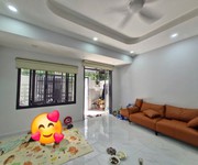 Bán nhà 3 tầng, 3pn , phú châu, tam bình, thủ đức. dt 54m2, sh, 7.2 tỷ. lh: 0933125879