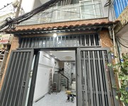 Nhà nguyên căn full nội thất đoàn văn bơ sat quận 1