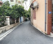 Chính chủ bán 30,1m2 nhà 3 tầng kiên cố, đầu Làng Cam. Cách đường Cổ Bi 70m, cách chợ 150m