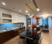 1 Chính chủ cần cho thuê Vh Metropolis, Liễu Giai, Ba Đình, Hà Nội. 130m.